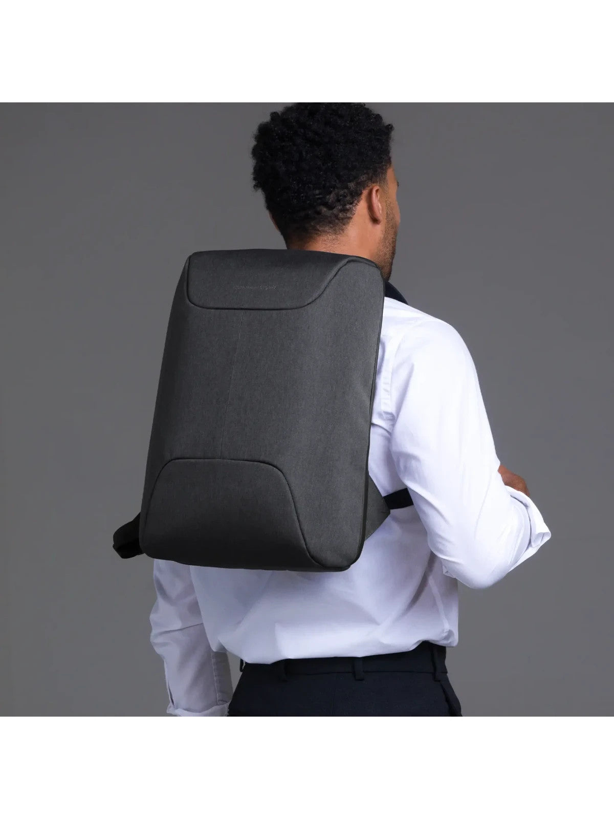 dbramante1928 Charlottenborg 16" Laptop Backpack – Charcoal