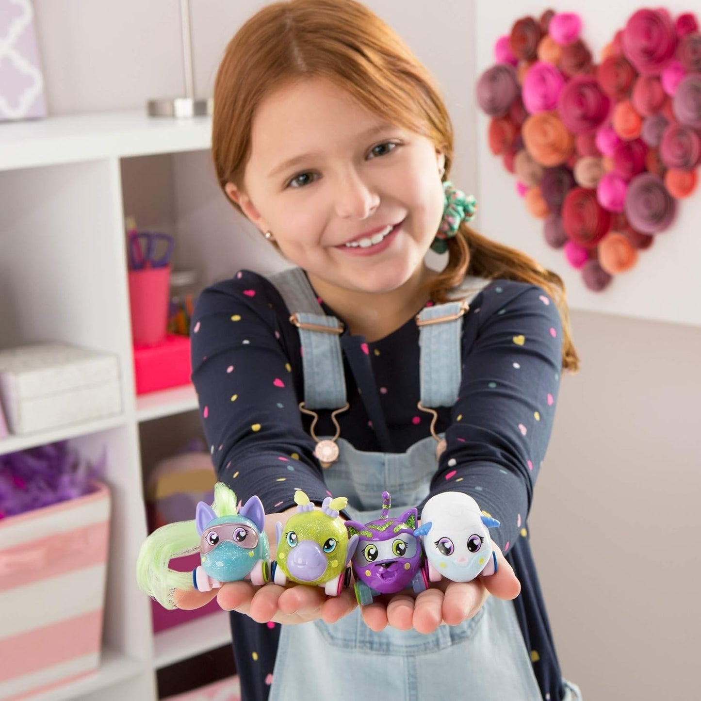 TOMY Ritzy Rollerz 4Ever Friends Pack – 4 Figures & Charms Set