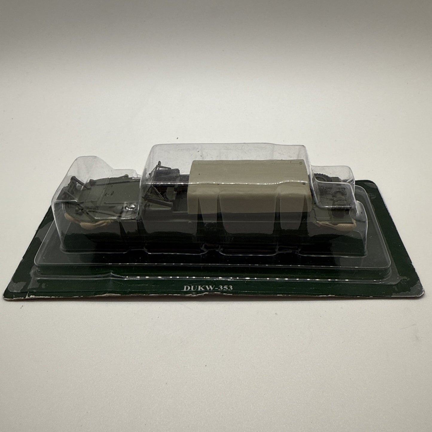 Eaglemoss DUKW-353 Amphibious Truck – Soviet Lend-Lease – Military Vehicles Coll