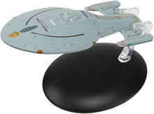 Eaglemoss Star Trek U.S.S Voyager NCC-74656 Intrepid Class Model w/Magazine