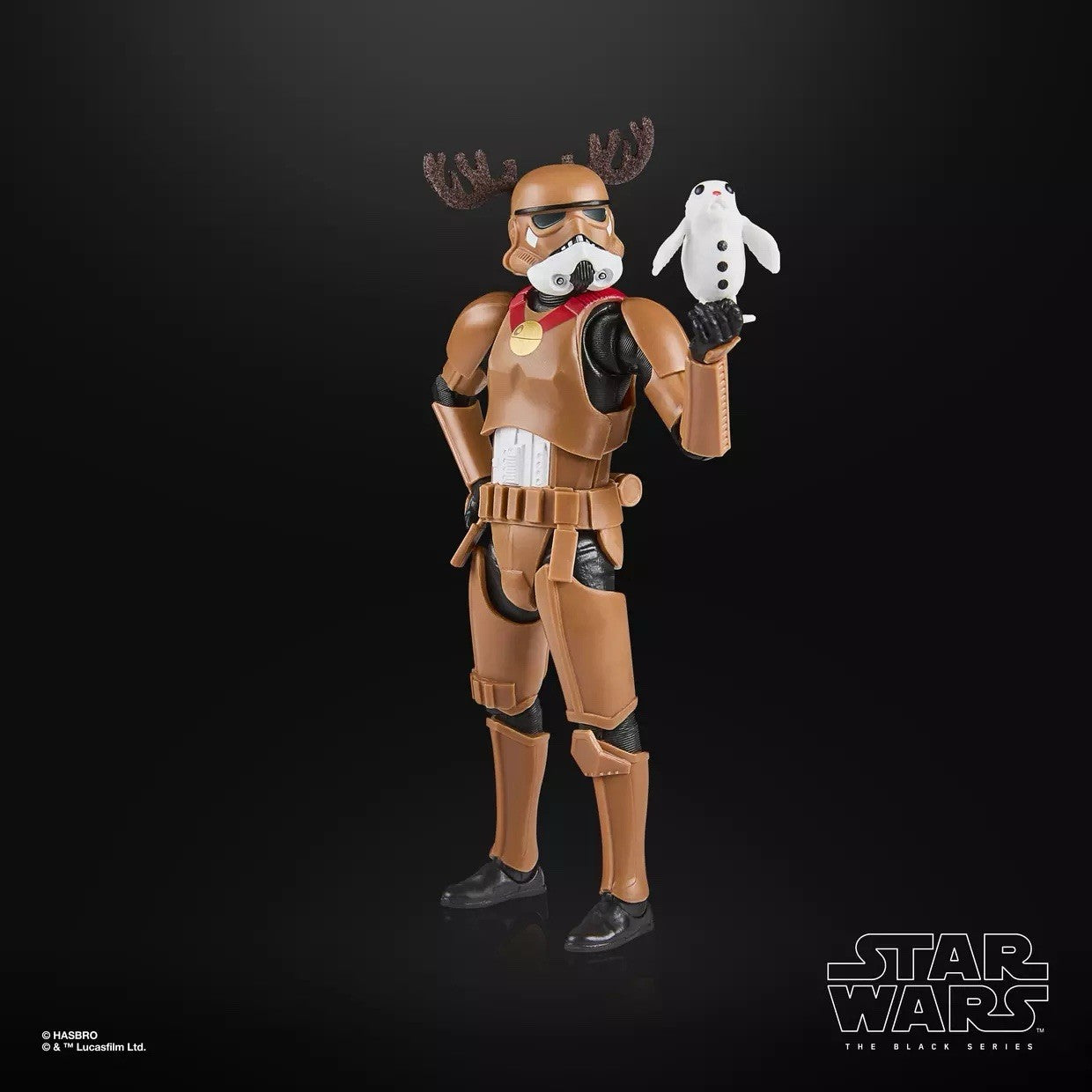 Star Wars Black Series Stormtrooper Holiday Edition Figure with Porg Accessories