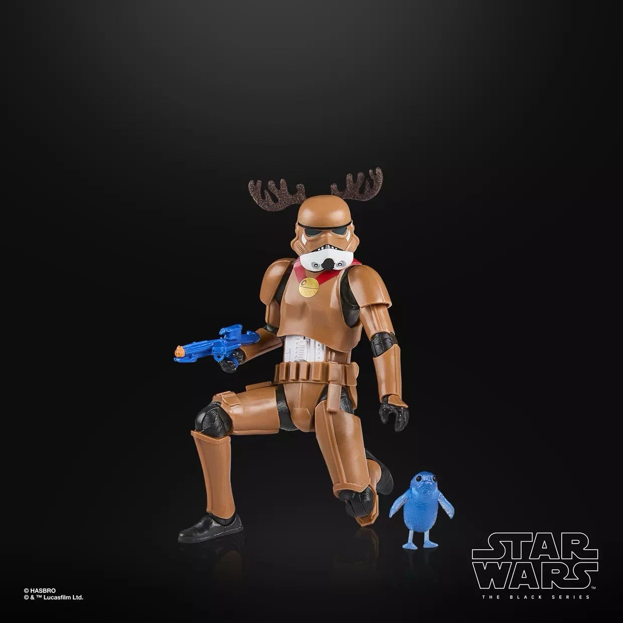 Star Wars Black Series Stormtrooper Holiday Edition Figure with Porg Accessories
