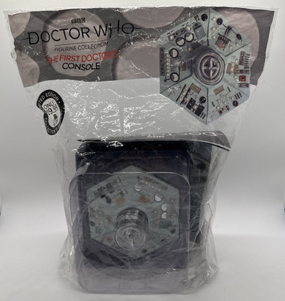 Eaglemoss Doctor Who Figurine Collection First Doctor’s Console Model & Magazine