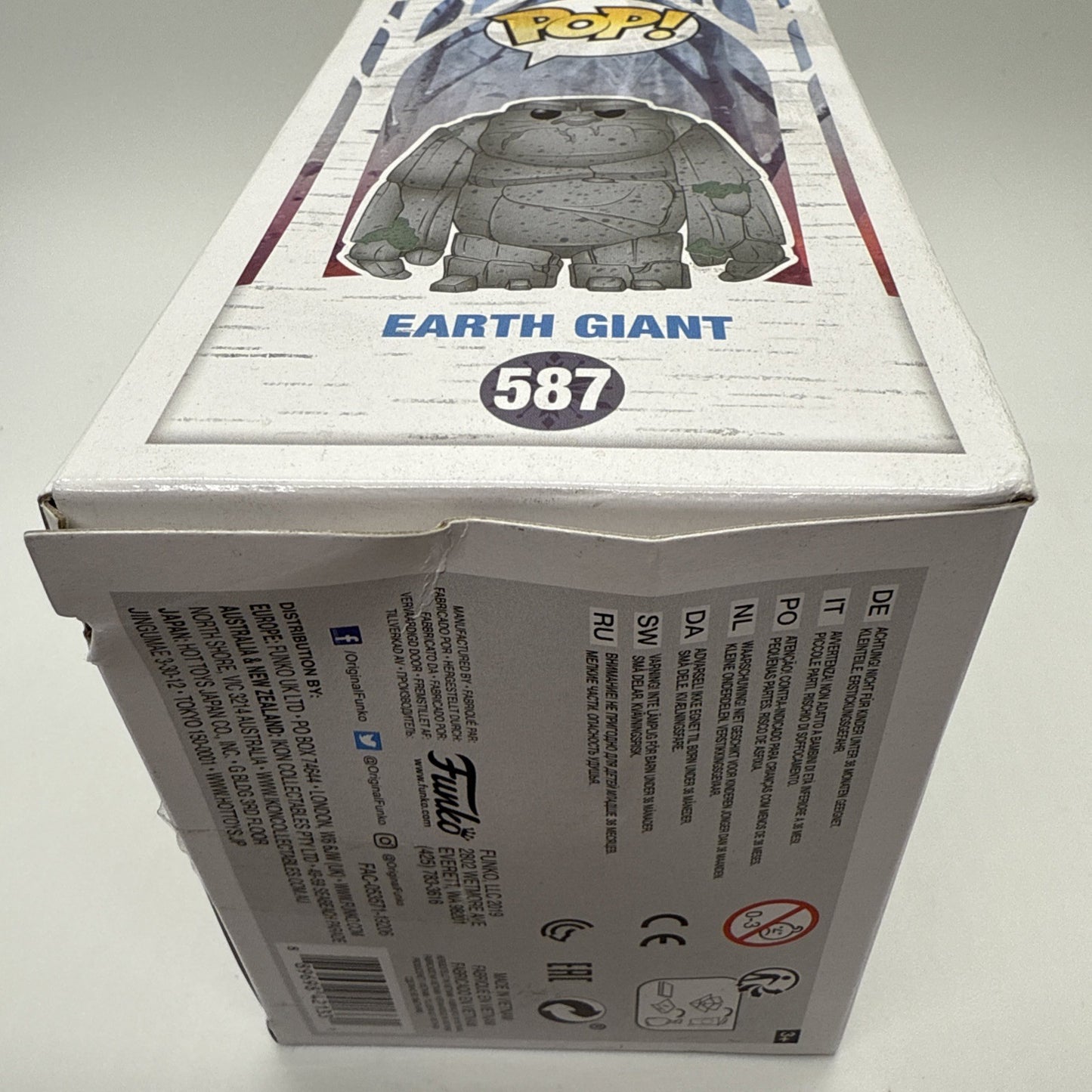 Funko Pop! Disney  Frozen 2 - Earth Giant #587 (Damaged Box)