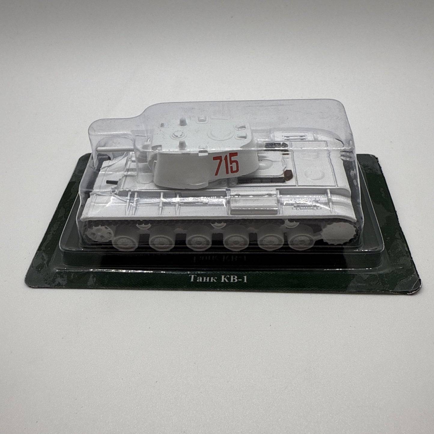 Eaglemoss Diecast KV-1 Heavy Tank – Russian Tanks Collection – White Winter Camo