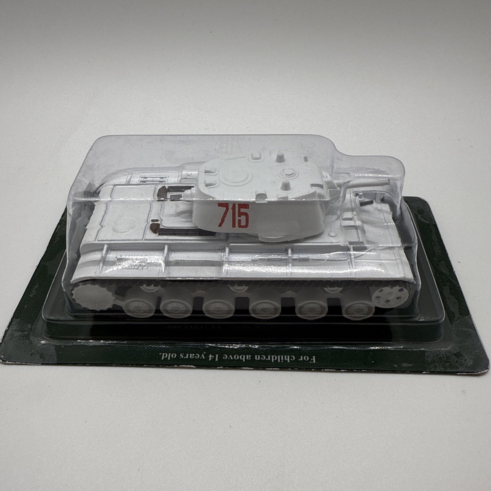 Eaglemoss Diecast KV-1 Heavy Tank – Russian Tanks Collection – White Winter Camo
