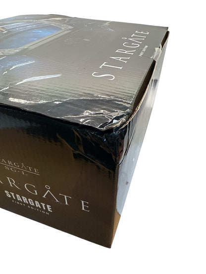 Stargate SG-1 First Edition Stargate Model Master Replicas – Box Damaged