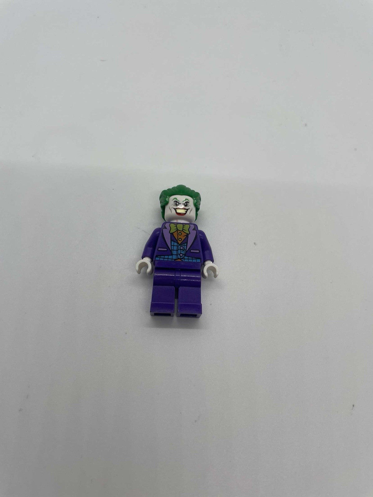 LEGO Joker Minifigure 76035 Jokerland Batman DC Comics