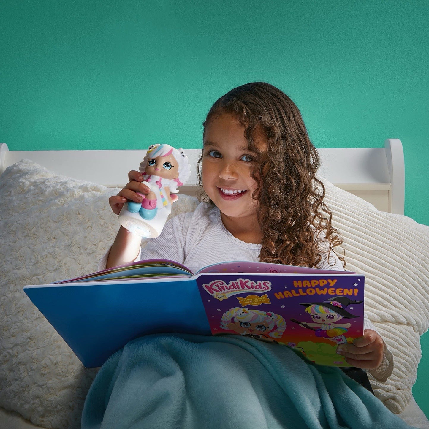 Kindi Kids GoGlow Marsha Mello 2-in-1 Night Light & Torch (Box Wear)